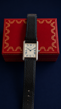 Cartier Tank Vermeil 681006
Mit Box Vintage Cartier Tank Vermeil